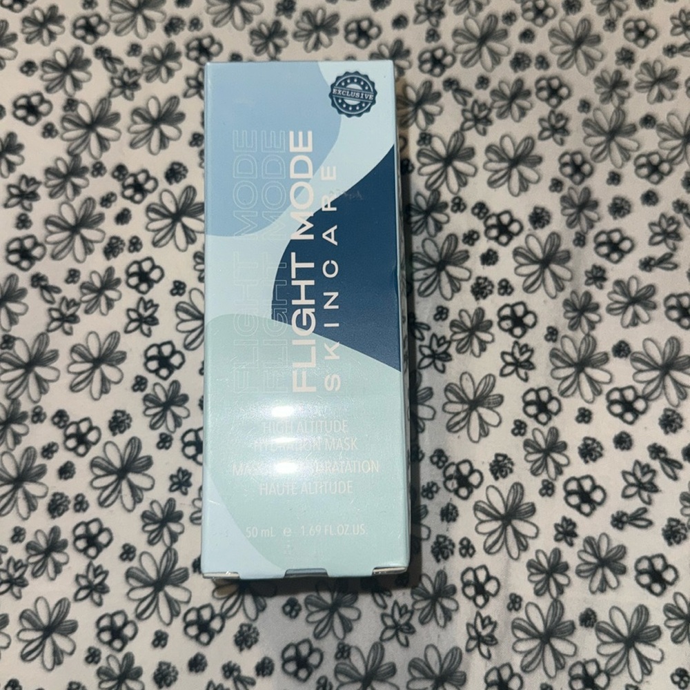 Flight mode, skin care, nwt high altitude hydration mask cellophane wrapped